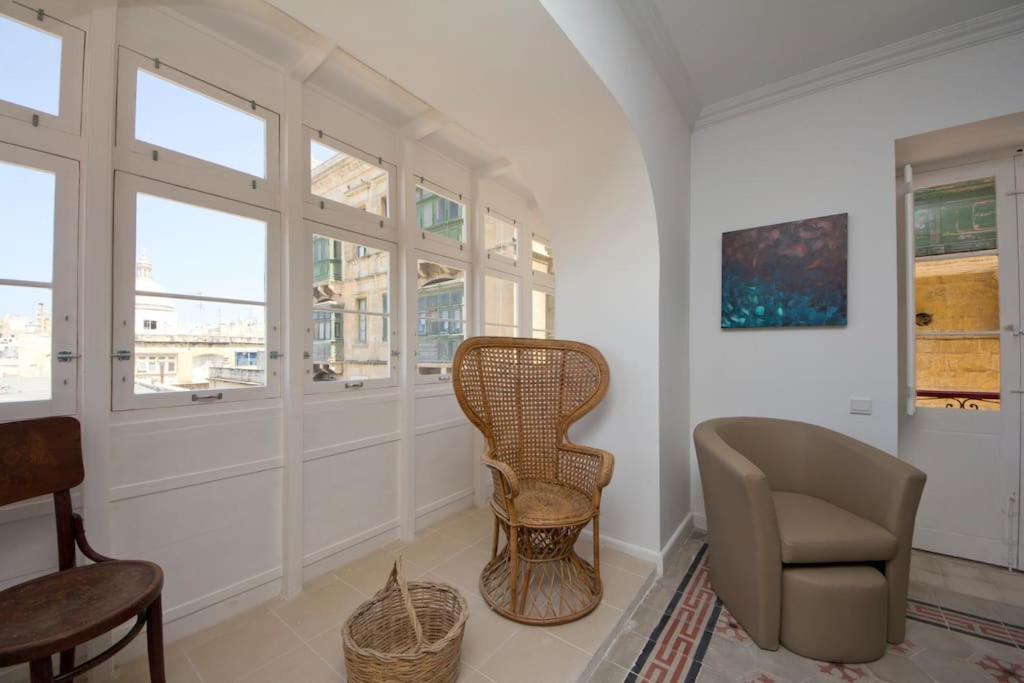 Ag3 - Large, Bright And Stylish Apartment Valletta Ngoại thất bức ảnh
