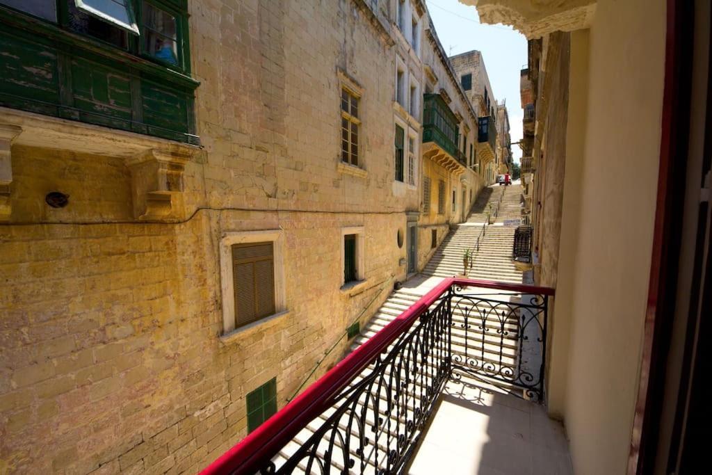 Ag3 - Large, Bright And Stylish Apartment Valletta Ngoại thất bức ảnh
